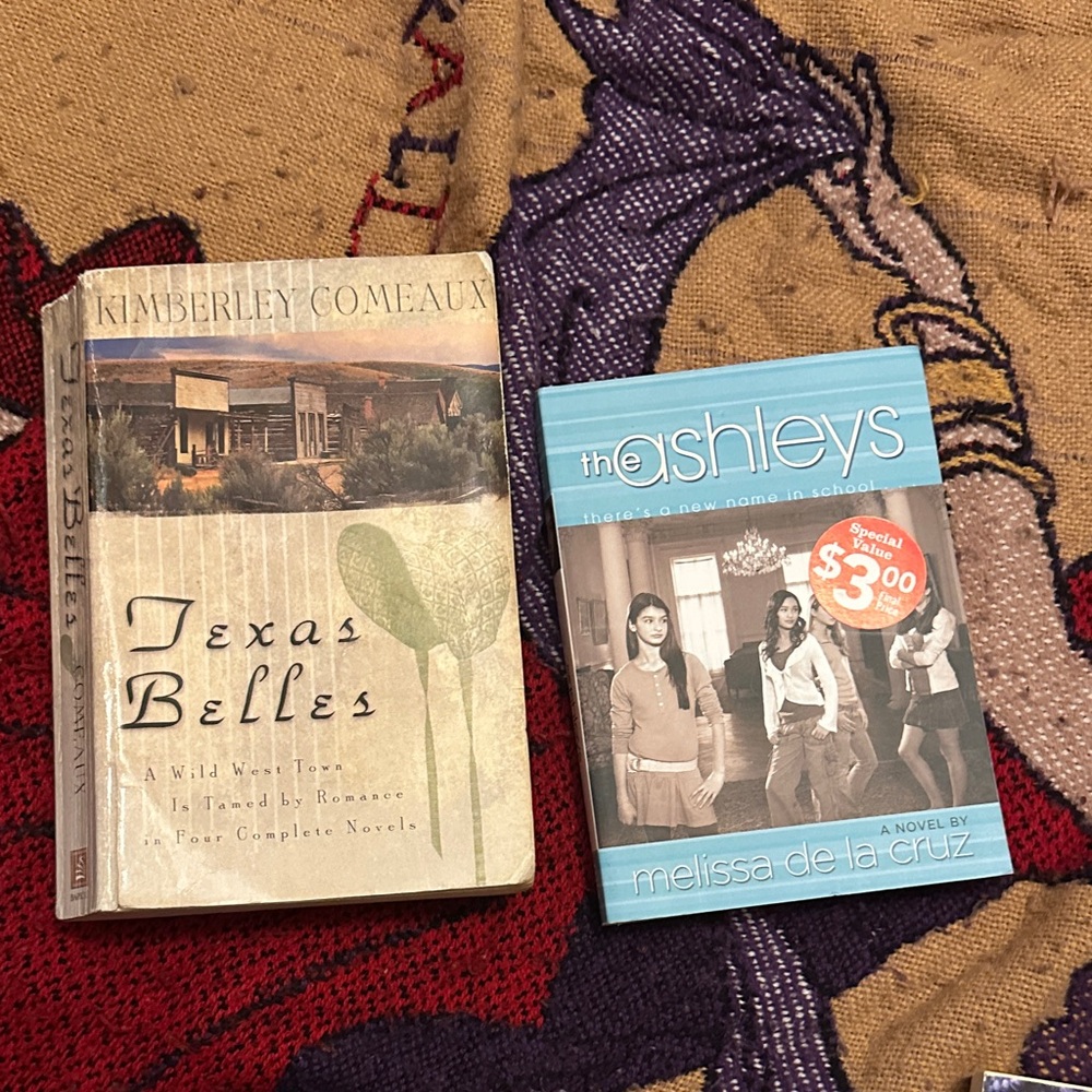 'Texas Belles' Novel - Cream and Brown